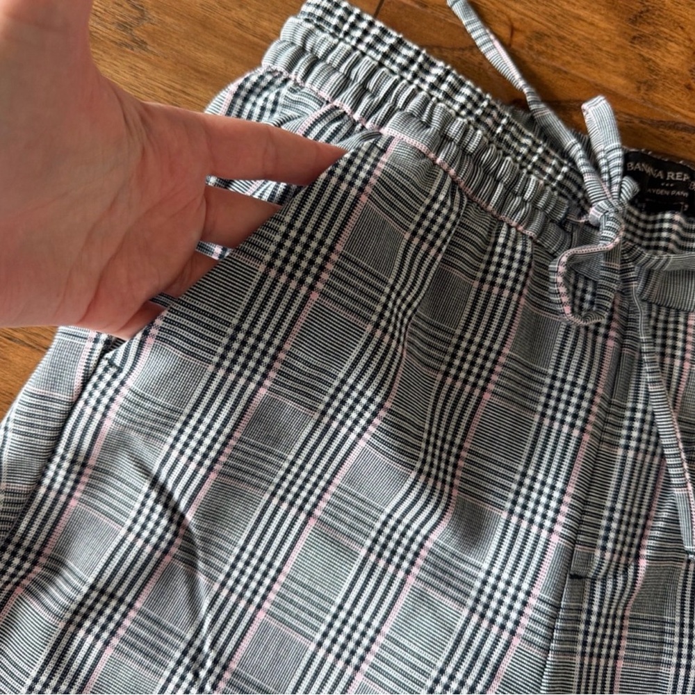 Banana Republic Plaid Drawstring pants - Gray size 0 - Picture 2 of 4